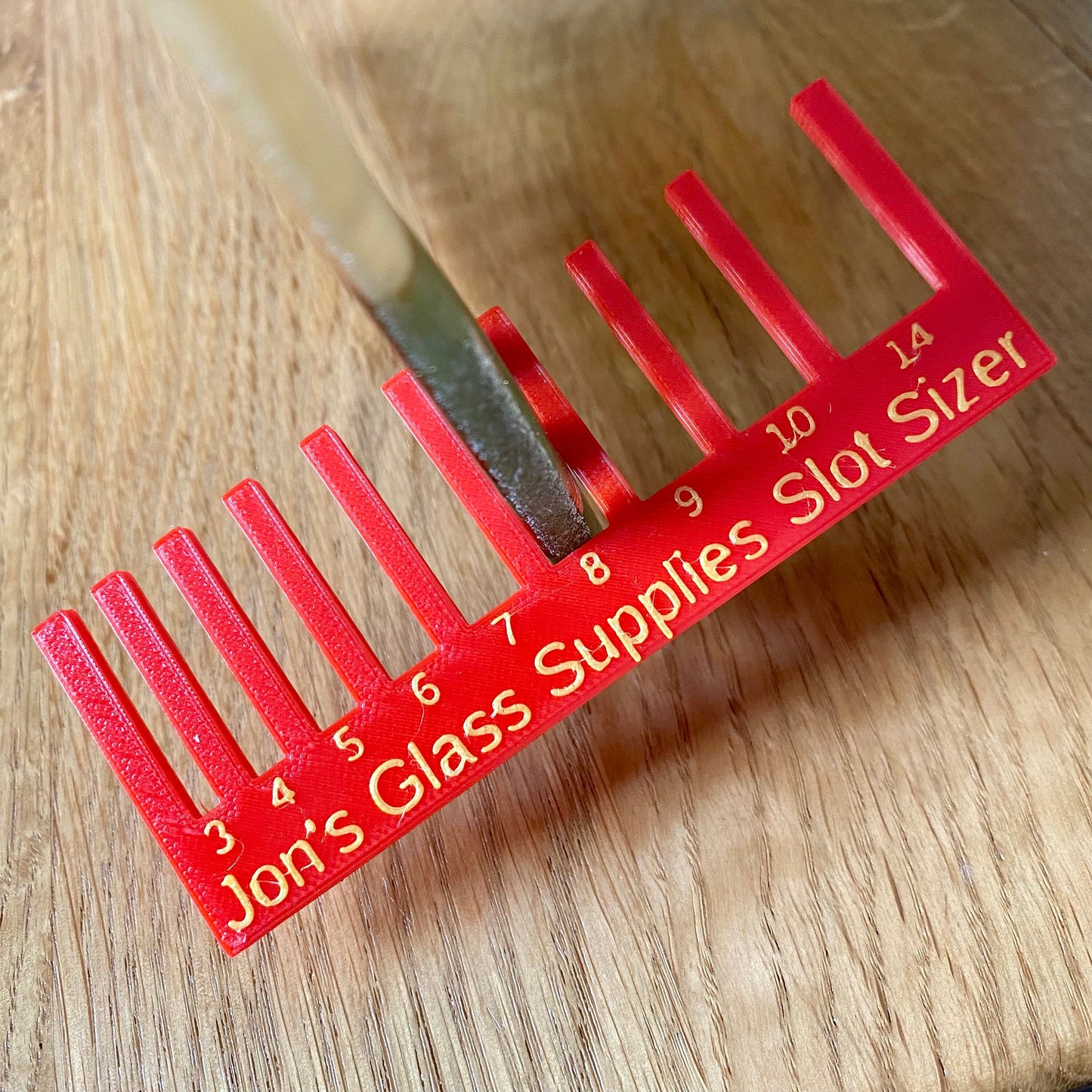 Slot sizer on glass